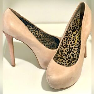 🚫SOLD🚫👠 Jessica Simpson Jasmint Heels👠